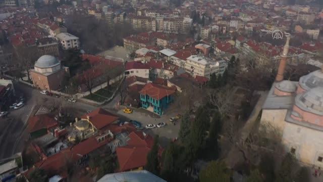 Bursa’nın 6 asırlık medresesindeki Türk İslam Eserleri Müzesi ziyaretçilerini tarih yolculuğuna çıkarıyor