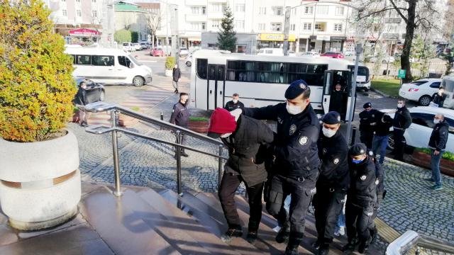 Bursa’da uyuşturucu operasyonunda 11 kişi gözaltına alındı