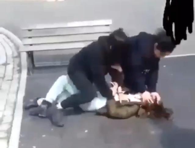 Bursa’da genç kıza saldıran abla ve kardeşi yakalandı