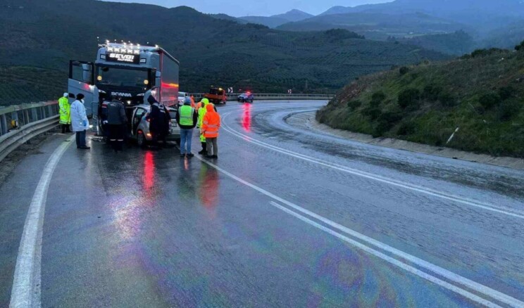 Bursa’da korkunç kaza! Ölü ve yaralılar var