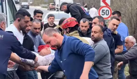 İnegöl’de Tır Kazası: Sürücü Ağır Yaralandı