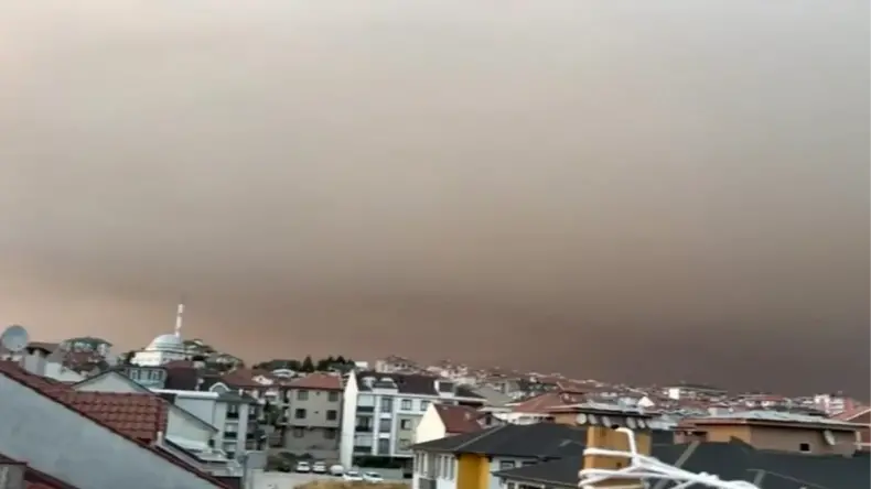 Bursa’da Orman Yangınları Etkisi: Duman ve Kül Alarmı