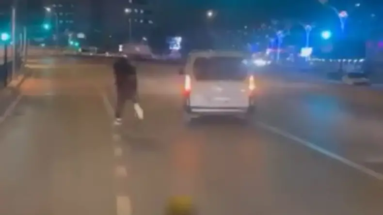 Bursa’da Yol Vermeme Kavgası Baltalı Saldırıya Dönüştü