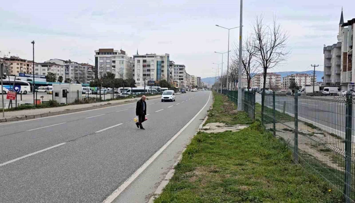 Bursa’da Kadına Otomobil Çarptı: Hayatını Kaybetti