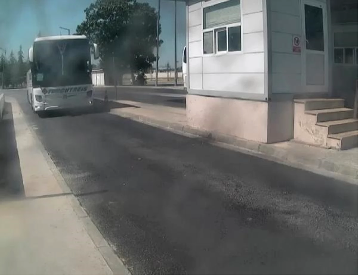 Otobüsün Terminalden Kalkışı Kamerada