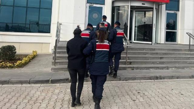 Bursa’da evden altın çaldıkları iddia edilen 2 şüpheli yakalandı